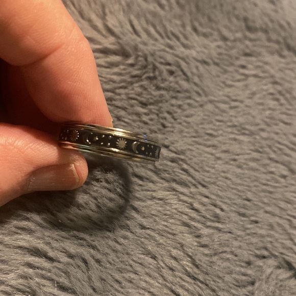 Sun, Moon and Stars Stainless Steel Spin Ring for Anxiety NWT SZ 10 - Picture 3 of 3